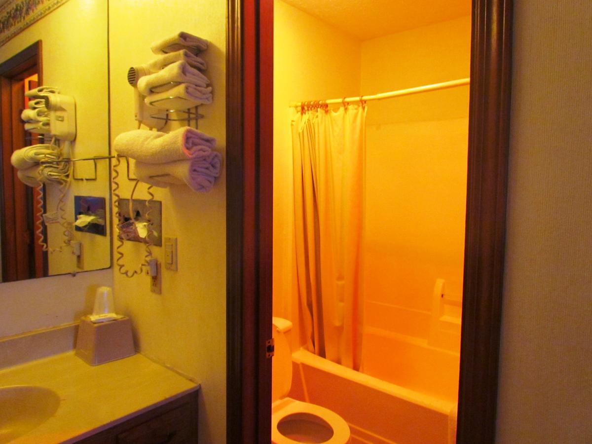 Travel Inn&Suites Frankfort Esterno foto